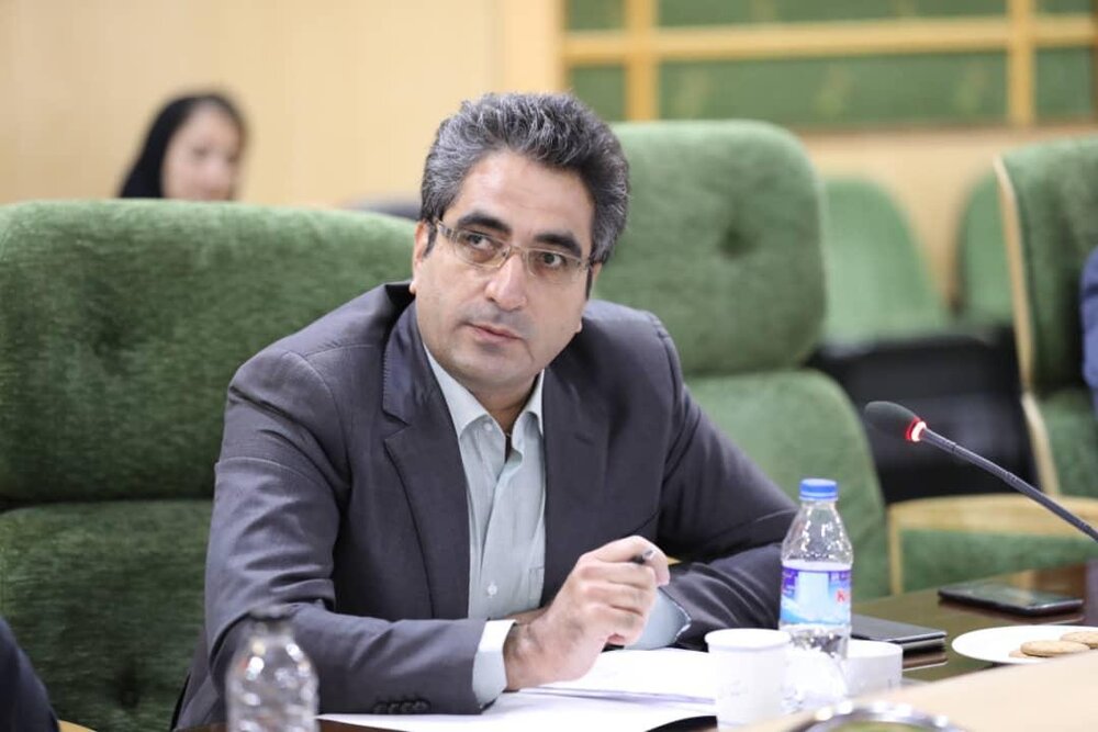 ناصر مرادی تبیین کرد: قوانین تنظیم بازار و عوارض سنگین گمرکی؛ مهم‌ترین موانع صادرات